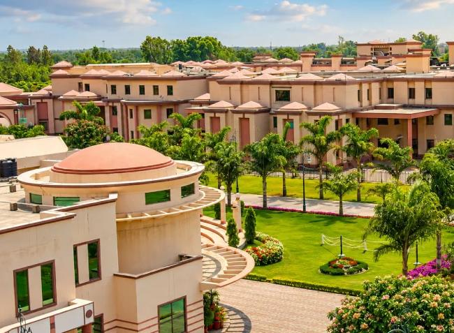 GD Goenka University (GDGU) Gurugram modern campus building on Sohna Road, Haryana
